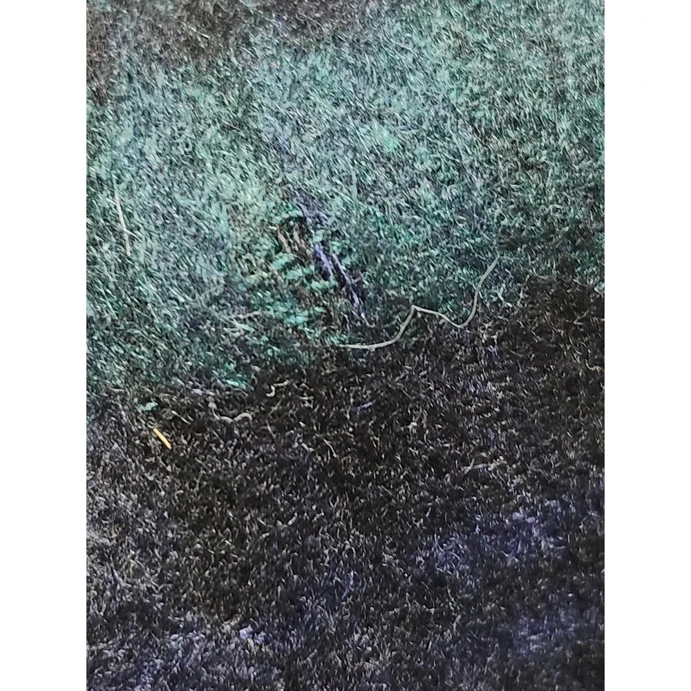 Johnstons of Elgin 100% Cashmere Scarf Black Watch Plaid Navy‎ Scotland Flaws